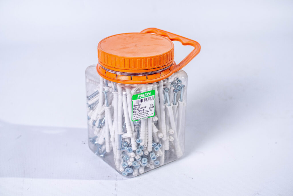 Nail In White Rimmed 8x80mm