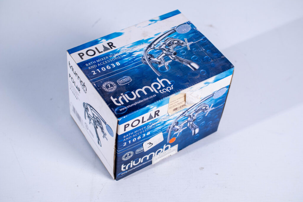 Macneil Polar Bath Mixer cw Handshower