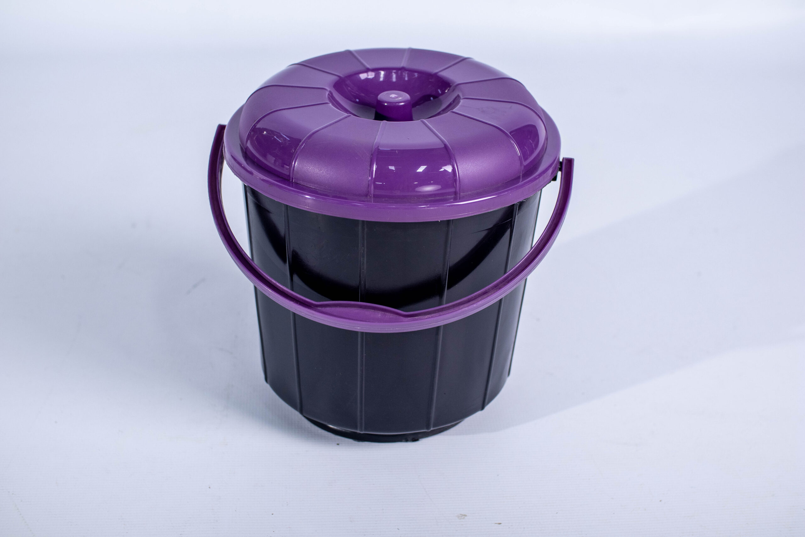 Bucket +Lid 10L Olive